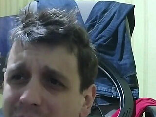 Behind the Scenes Footage of a Bare-ass Sex Bed Transfer