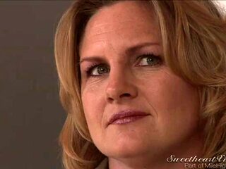 Lez be friends: Licking, Fansly  Lesbian Porn