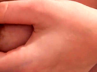 Giantess Stepmom Wants to Eat the Tiny School