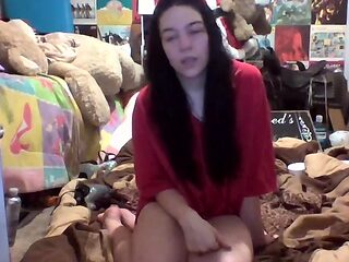 Cute amateur brunette naughty in solo jerking show on camera