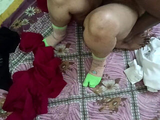 Desi Wife Deepthroat Closeup Blowjob - Hairy Cock Sucking