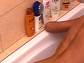 All the Golden Showers and Pee Videos of Lee Anna