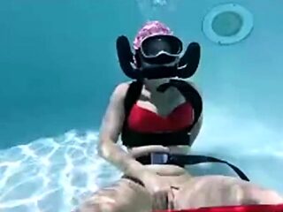 Aria pool scuba