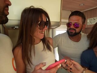 Tiffany's boss is a perv - Jacquie et Michel TV