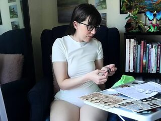 Amateur Webcam Cute Teen Plays Solo
