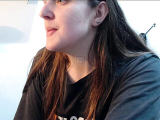 Big Ass Girl Angell Apolo Live Nude and Blowjob