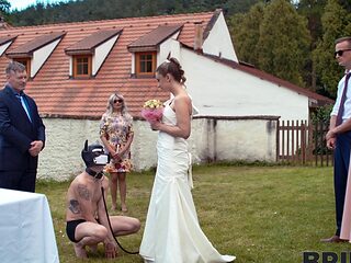 Hot brides in nylon stockings have sex with a guy in the open air