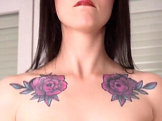 Assymetric Tits Shaking