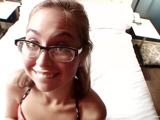 Sucking & Rubbing With Smooth Riley - Riley Reid & Robert Peru