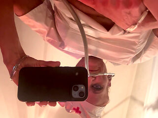 I'm so horny that I can't even take off the nylons