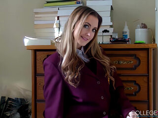 Simply Featuring Cat O'connell