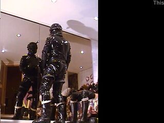 Roxina2002XtremeRetroRox310302.WMV