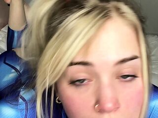valeriewhitebby - Samus fucks dildo until she cums -