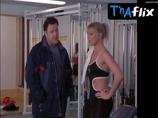 Samantha Womack Culo, Bumpers Sequence in Up 'n' Under