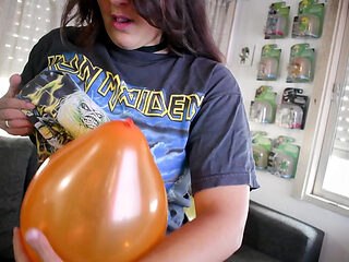 Metal Girl Pop All Balloons Before Party - Bunny Looner