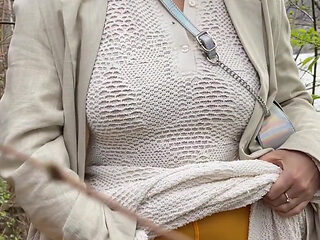 Yellow Mood in Public Humor Amarillo En Público