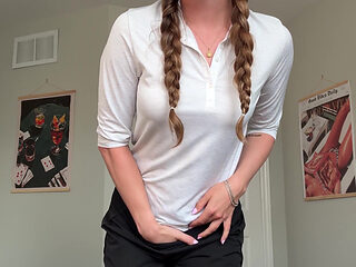 Golfer Girl Gives You a Sexy JOI