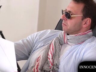 Sultry Slut Jay Dee Gets Double Penetrated To Orgasm