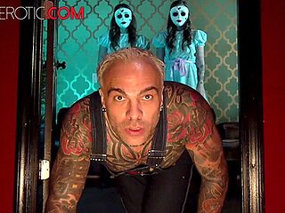 Watch fantastic Sascha Ink and Sami White's smut