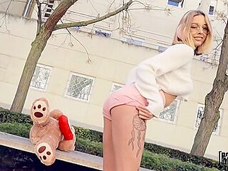 Girl In Glasses Just Wanted To Fuck