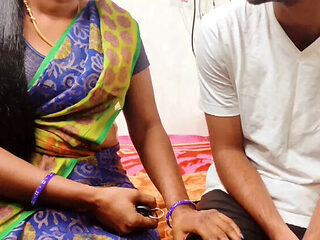 Sheela Jackson Hot Tamil Aunty Sex Video - Indian BBW Homemade Cheating Role Play