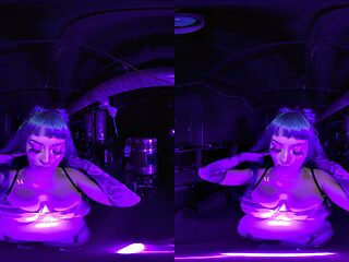 Jewelz Blus Big-Tits Bounce in Hardcore Tech Fuck