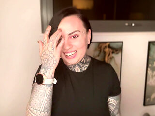 Show Me Those Panties