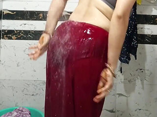 Priya Bhabi Big Ass Bath Show
