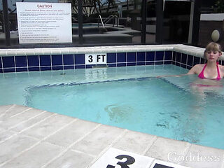 Bikini Goddess Ignore