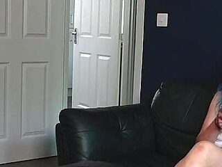 How to Start an Flr Femdom Relationship