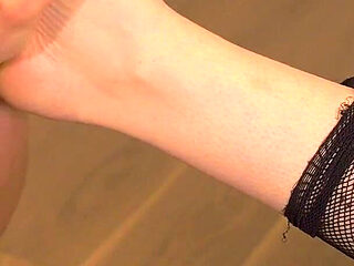 Slave Mila Worships Mistress Roxy's Feet at Home (1080p)