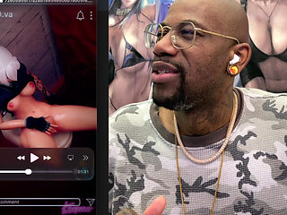 Tight Bald Pussy Kiriko Playing with Her Wet Snatch While D.va Watches