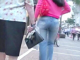 Woman with amazing ass wearing tight jeans