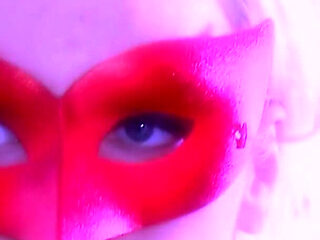 Blonde Bombshell Julie Hunter Double Penetration Ecstasy