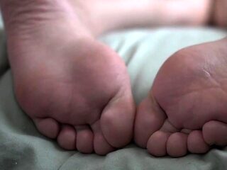 Amateur porn Gives Us Some Foot Fetish Aurora