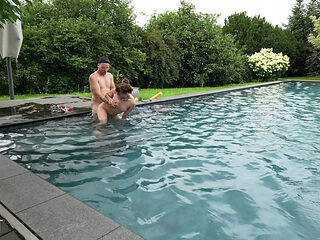 First Pool Fuck on Vacation!!