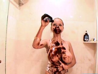 Teen Paris Milan Chocolate Shower