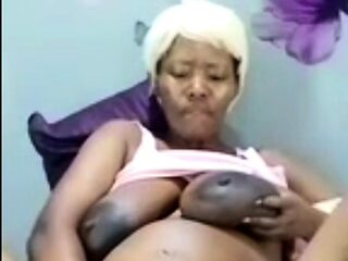 African pregnant lady loves