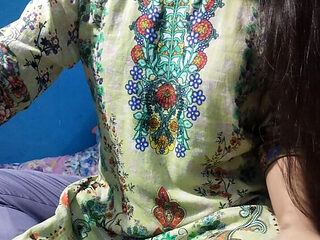 Desi Indian virgin girl first time fucked hard by boyfriend - tight pussy sex