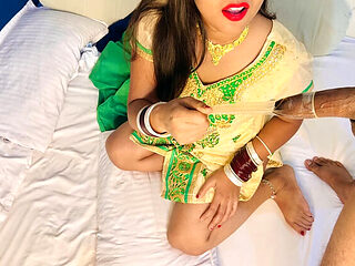 Step Sister Home Alone - Hindi Dirty Talk Blowjob & Tight Pussy Sex - Desi Homemade