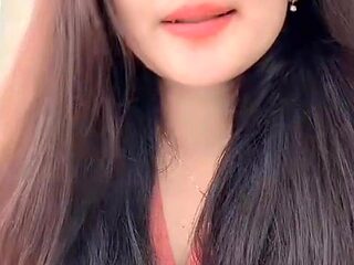 Aulia Rahma Lubis’ Viral Indonesian Heat in a Massage Rush