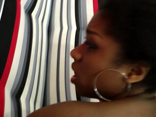 A Pretty Black Student Is Doing Her Porn Casting