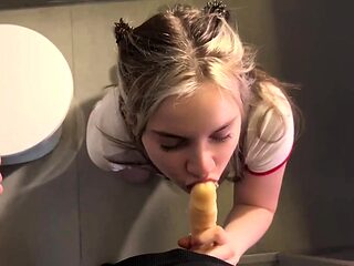 Devdaria Gives Blowjob At KFC