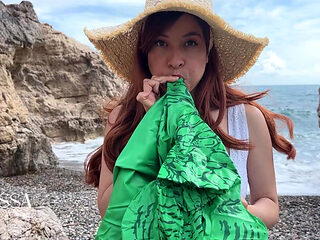 Vlog Lissa Brown Goes to a Nudist Beach to Film a Custom Video