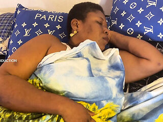 Stepmom Quickie Fuck with Stepson and BBC Threesome Doggie Style