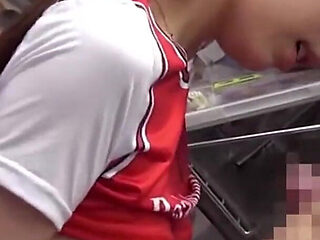 Perks-ever Seen a Beauty Flash Her Perfect Tips All Around Town? Chapter 3