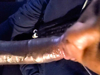 PERFECT LIPS-Shows What Her Mouth Can Do An Made Dick CUM