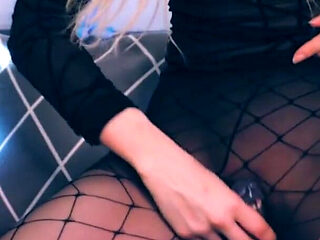 Scoopcake fucking herself in hot nylon action with double layers