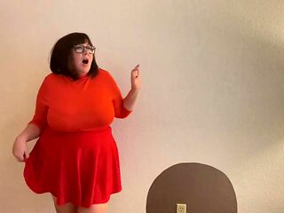 Velma is a slut for her neighbor