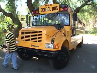 Bus anal ride